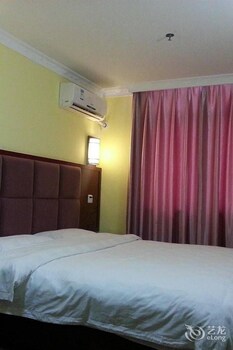 Mingzhu Hotel Guestroom