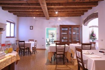 Corte Castelletto Dining