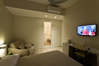 Domus Roma Guestroom