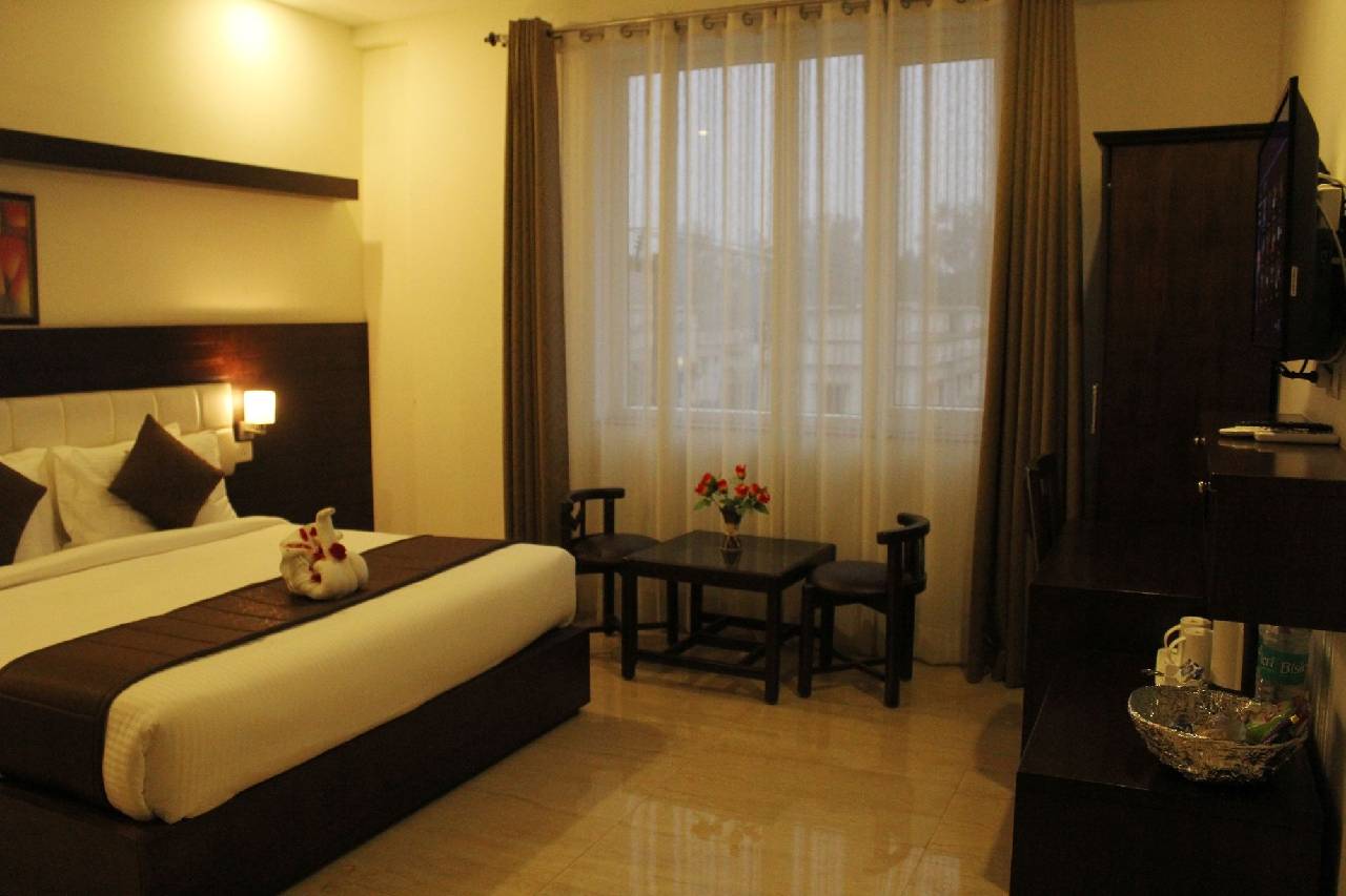 Hotel Holiday Hill 