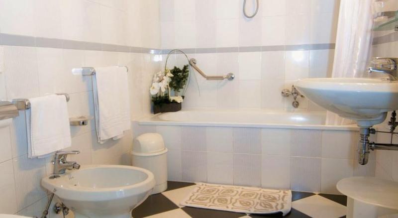 Stabia Room