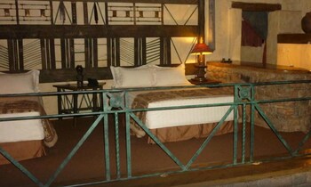 Lodge At The Ancient City Guestroom