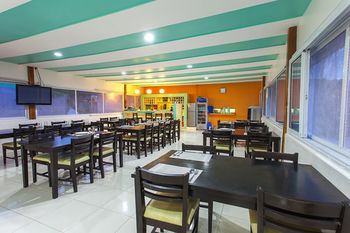 Coron Underwater Garden Resort Restaurant