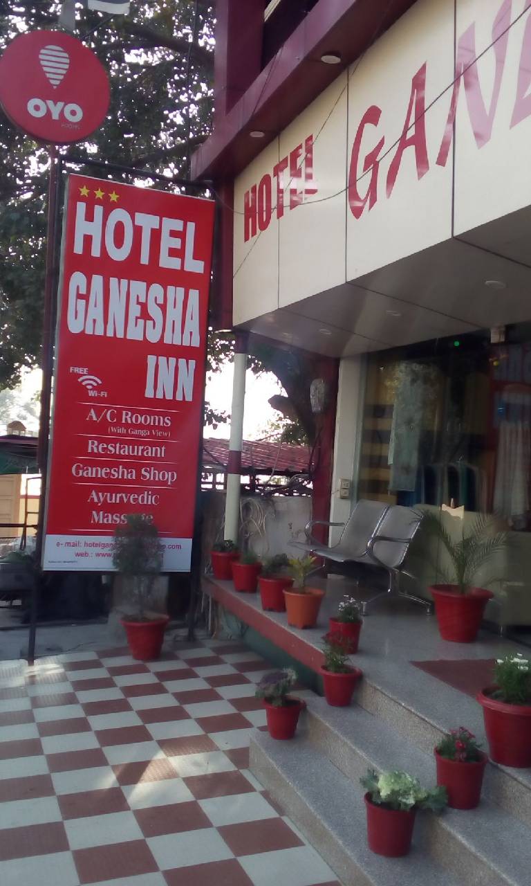 Hotel Ganesha Inn 