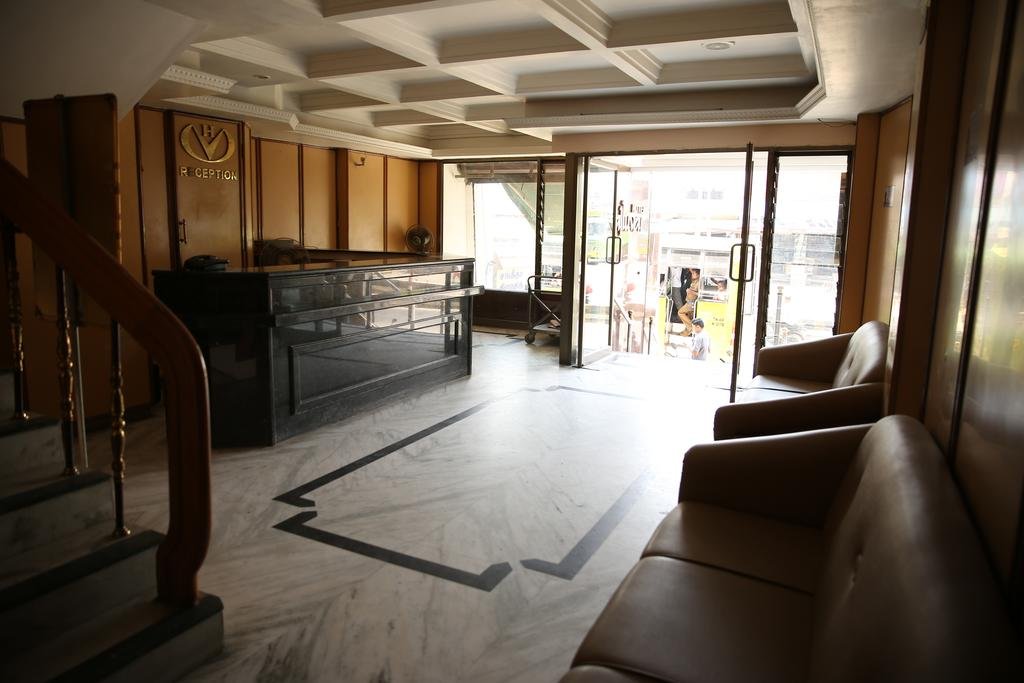 Hotel Valluvar 