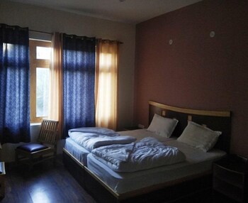 Hotel Kasdar Guestroom