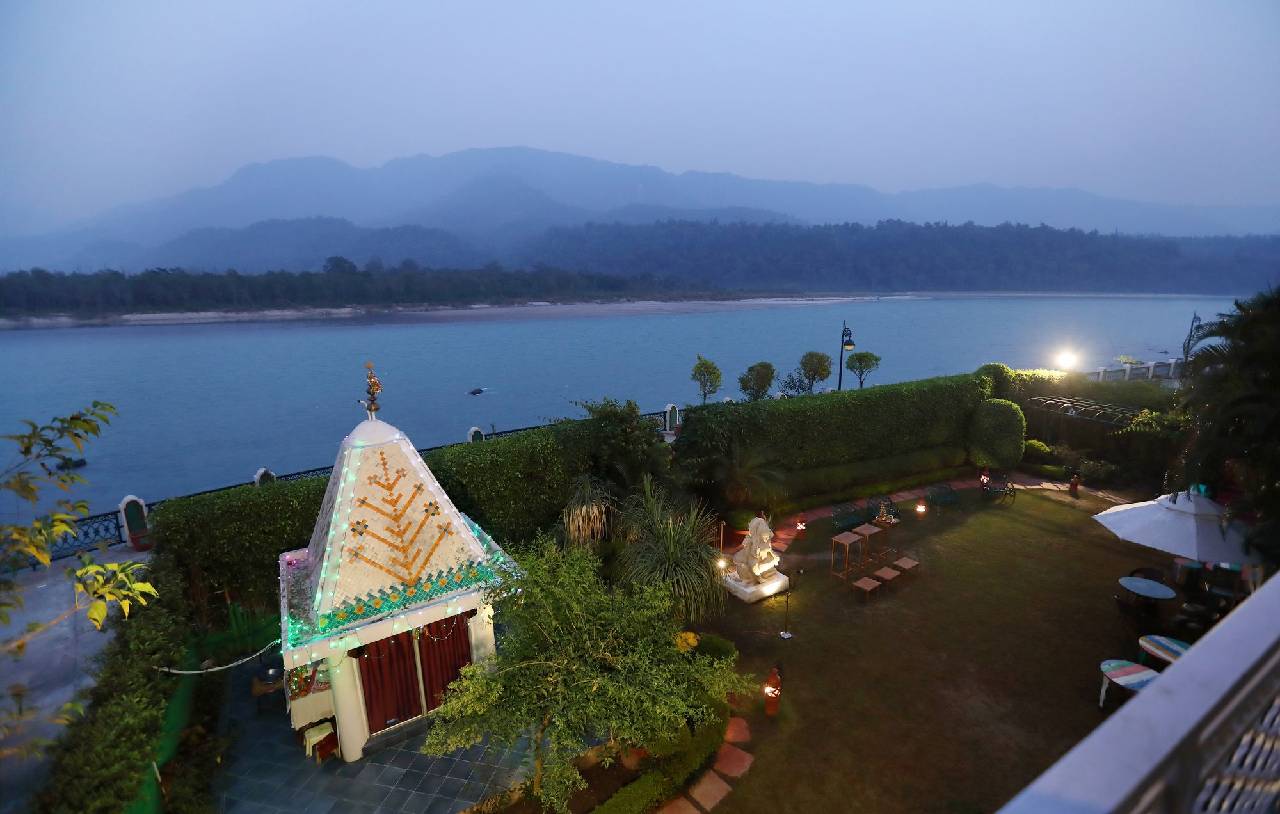 Ganga Kinare A Riverside Boutique Hotel 