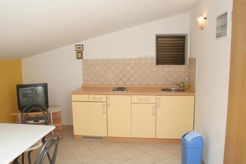 Apartment Orebic 4516b 