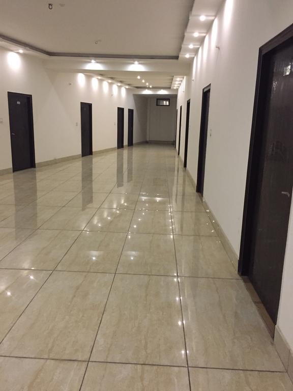 Hotel Kanha & Family Restaurent 