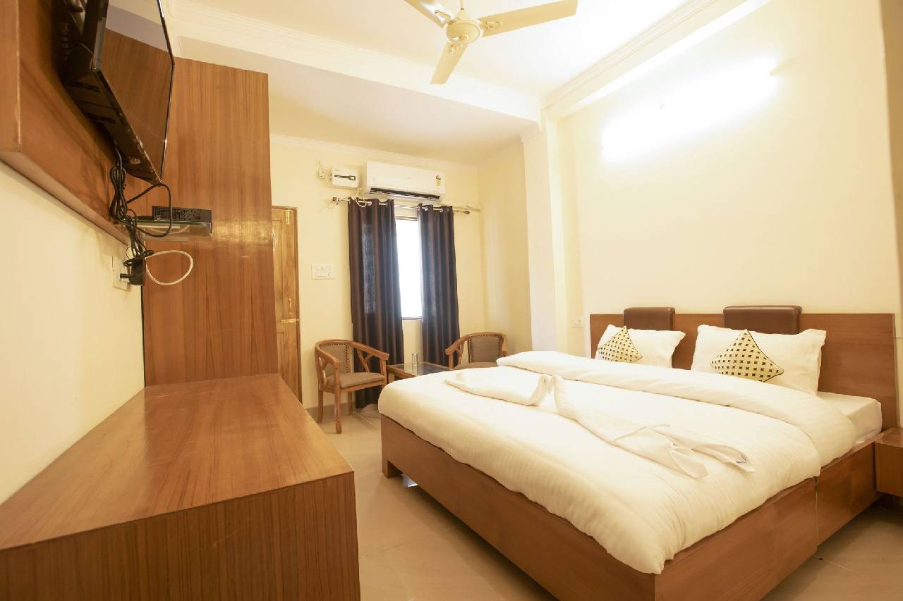 Hotel Grace Ganga By Nature Care Village 