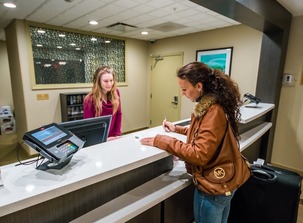 Candlewood Suites Fairbanks an IHG Hotel - photo 2