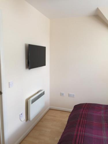 5 Varis Apartments 