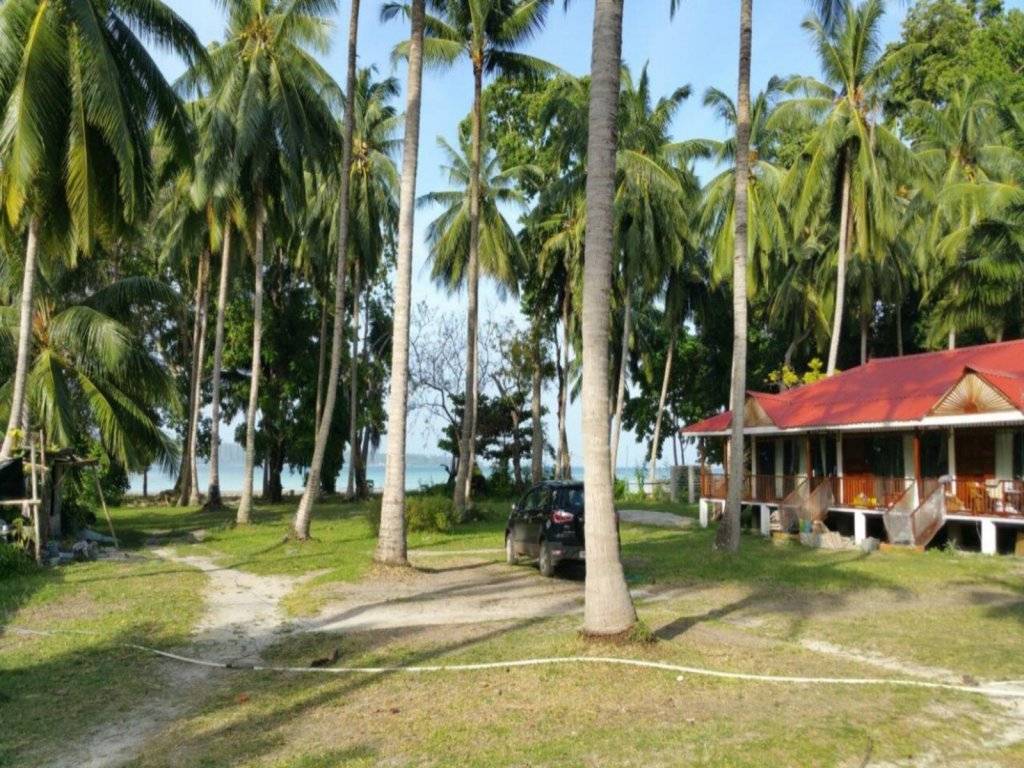 Pellicon Beach Resort 