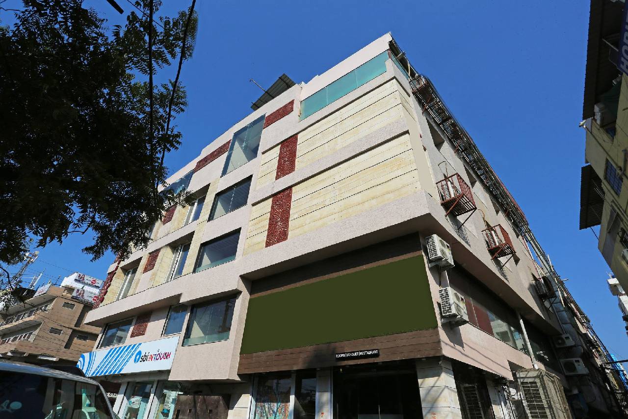 Oyo 11324 Hotel The Bentree 