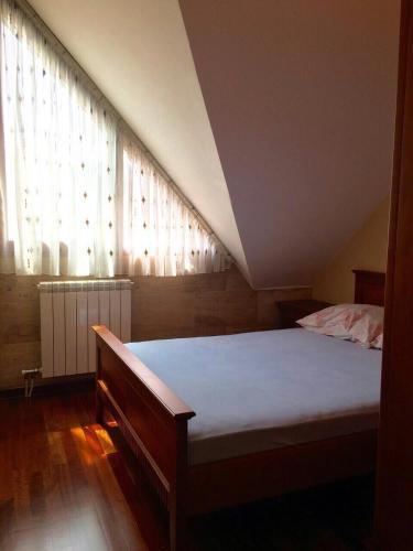 Cozy Apartment Costa (كوزی آپارتمان كوستا) 