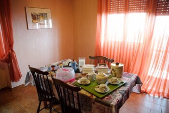 B&b Anxur Breakfast Area