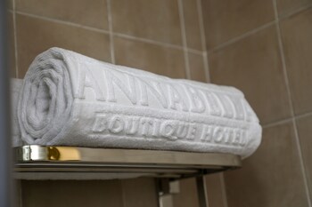 Annabella Boutique Hotel (آنابلا بوتیک هتل) Bathroom Amenities