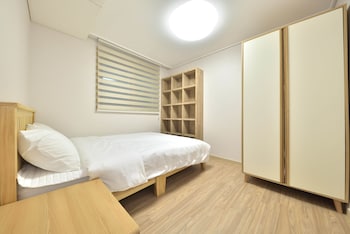 Geoje Jisefo Family Residence Guestroom