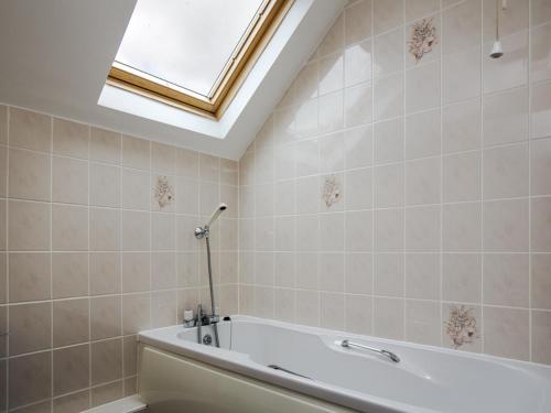 5 Chichester Court Kingsbridge 