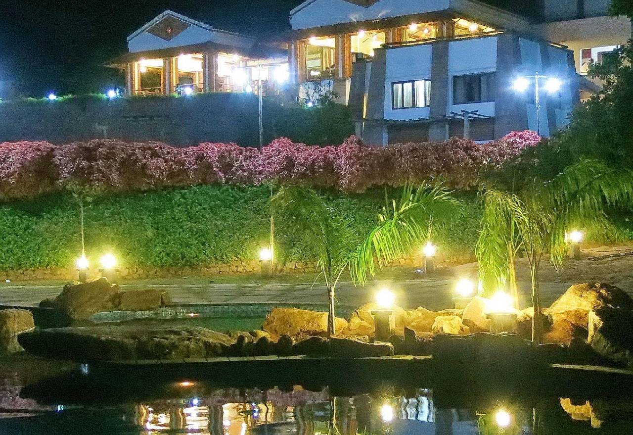 Kadambavanam Ethnic Village Resort (كادامباوانام اتنیك ویلاج ریزورت) 