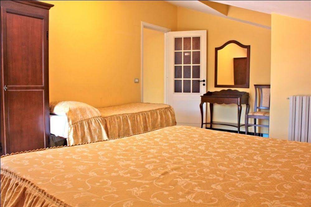 Ai Tre Parchi Bed And Bike 