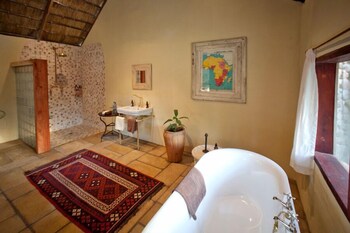 Tongabezi Lodge Bathroom