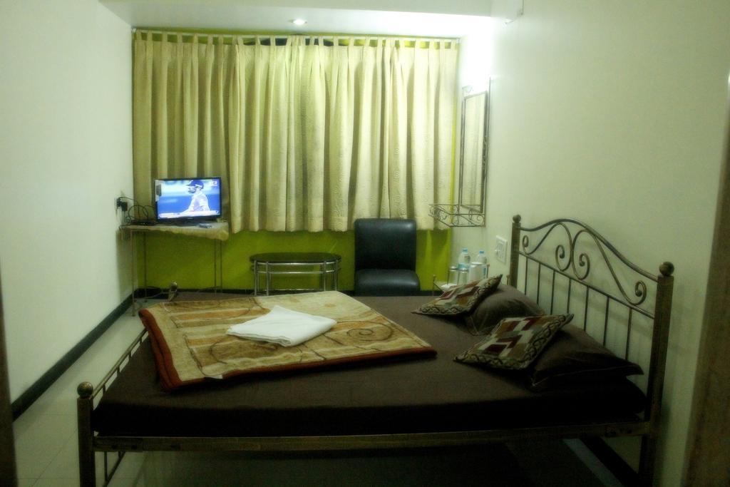 Hotel Shanti Palace 