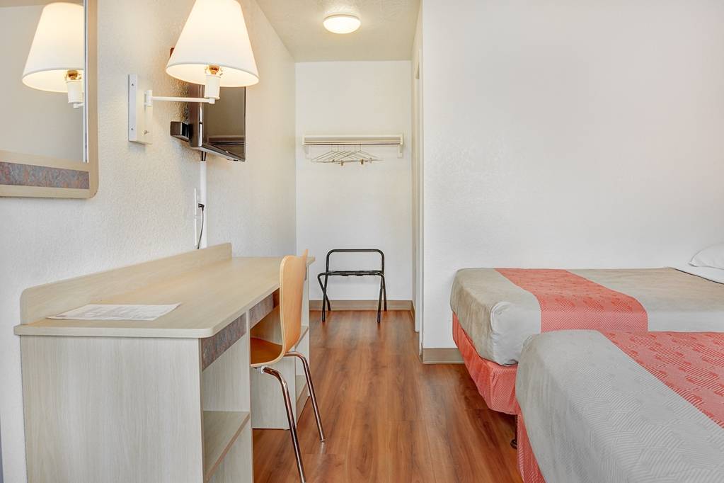 Motel 6 Portland Central (موتل ۶ پورتلاند سنترال) double