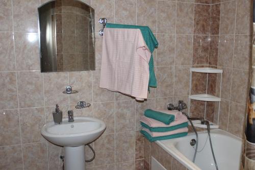 Hostel On Adoratskogo 1a 