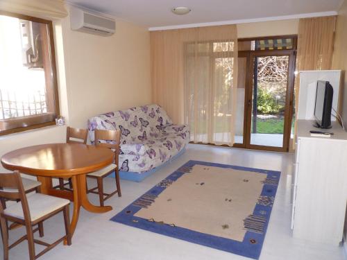 Central Beach Apartment Ravda 