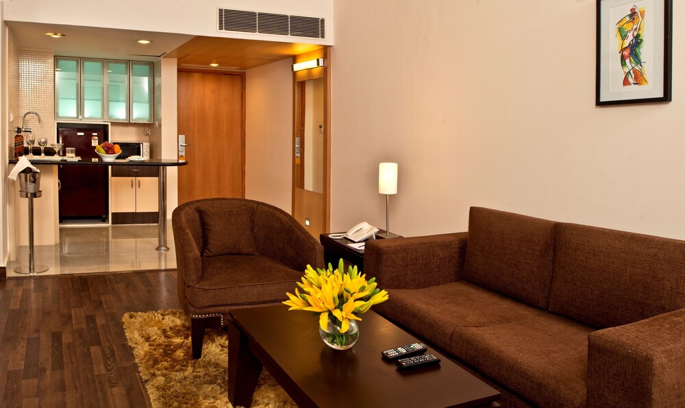 Red Fox Hotel Bhiwadi Guestroom