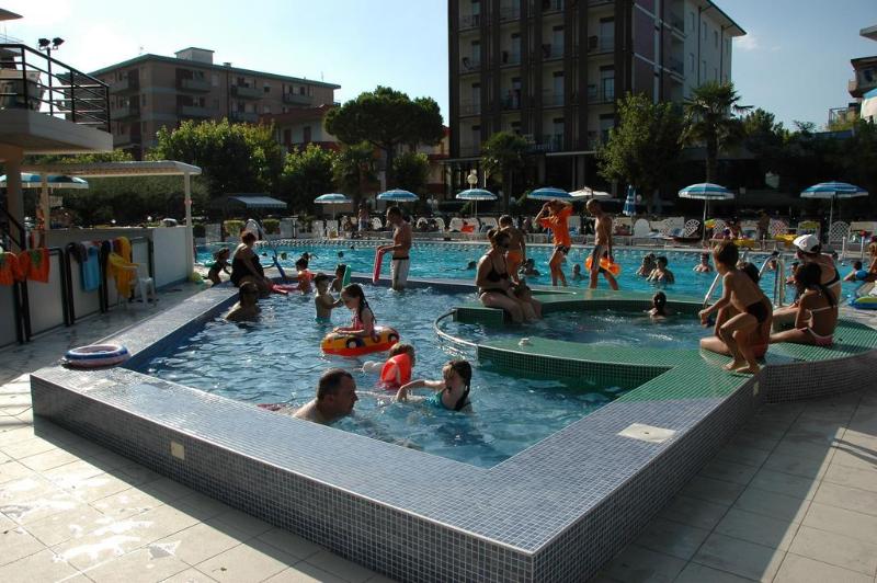 Hotel Beau Soleil General view