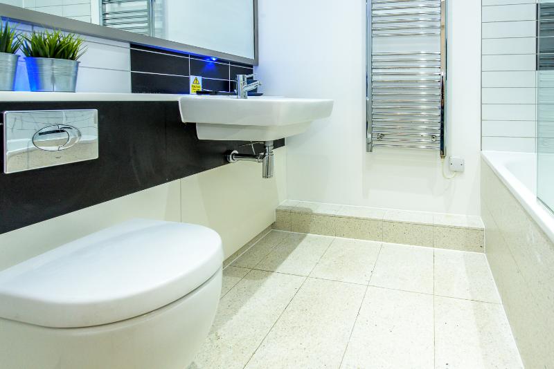 Approved Serviced Apartments Skyline Room