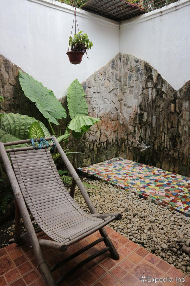 The Lotus Garden Suites 