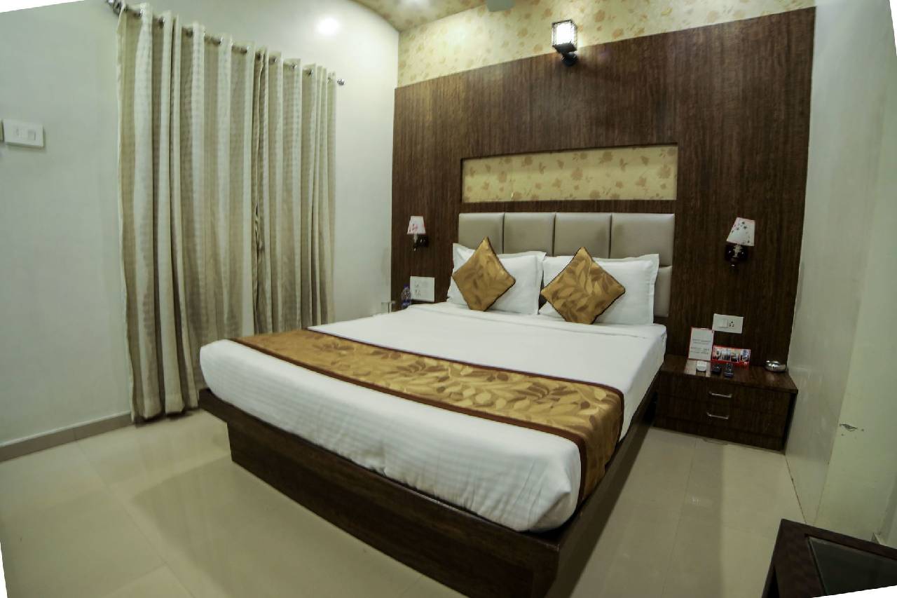 Oyo 4186 Hotel Oyster 