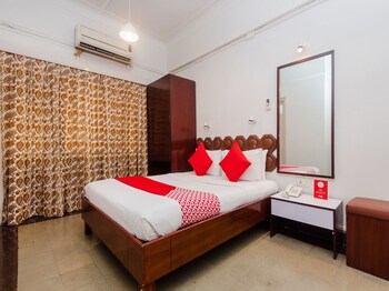Oyo 635 West End Hotel Guestroom