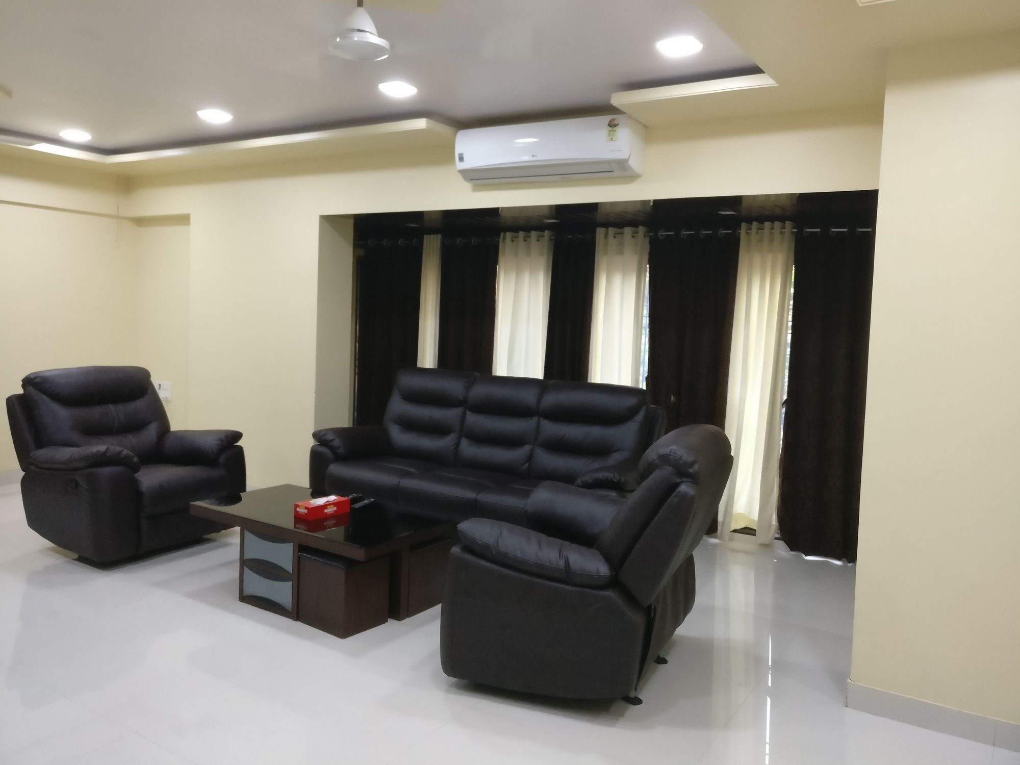 Bkc Nest Jeevanshila Service Apartment 