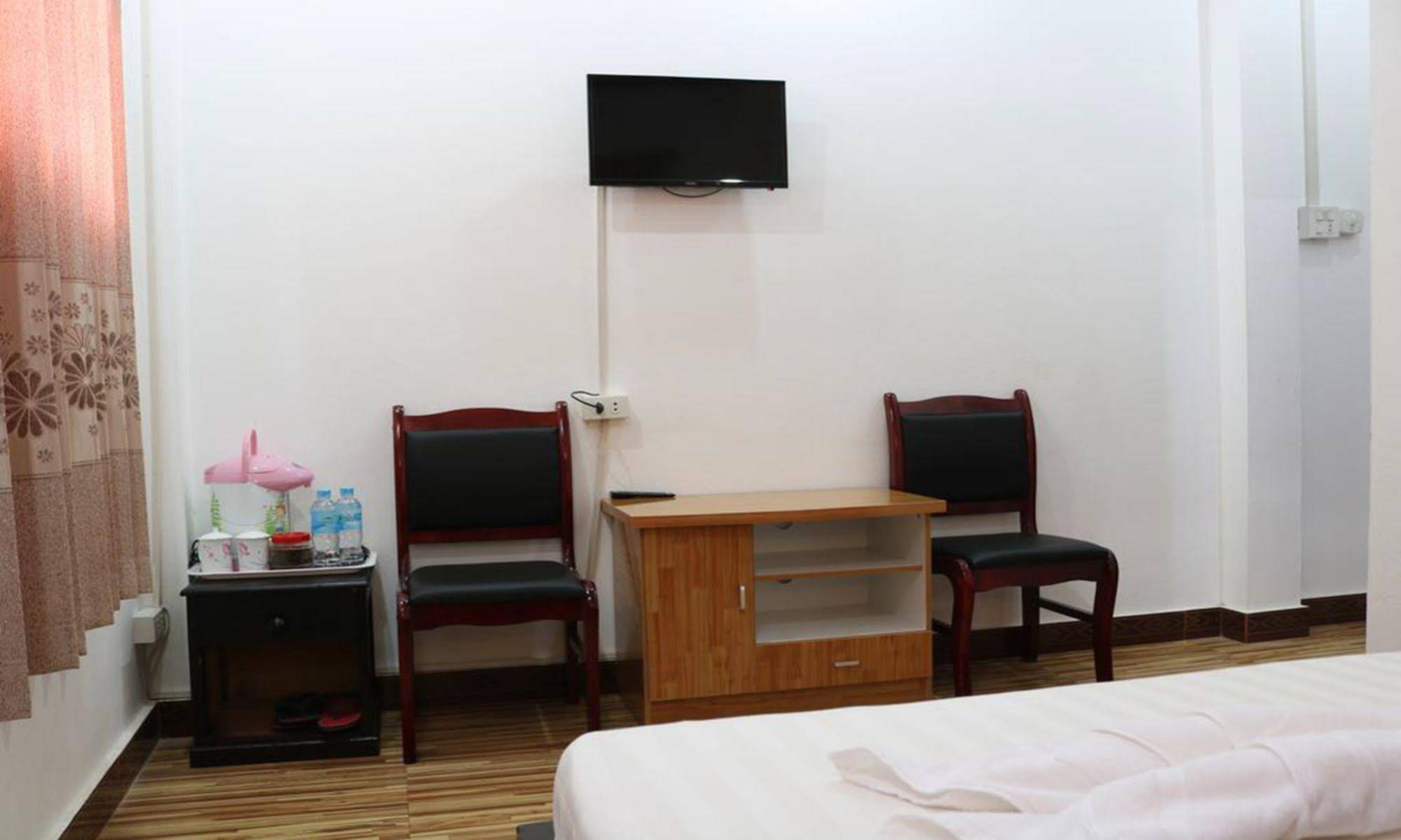 Singharat Guest House 