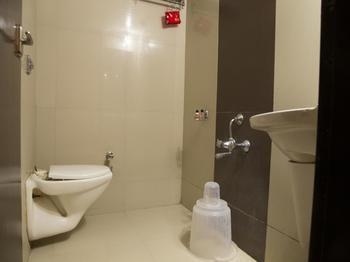 Oyo Rooms Athwa Gate Surat 