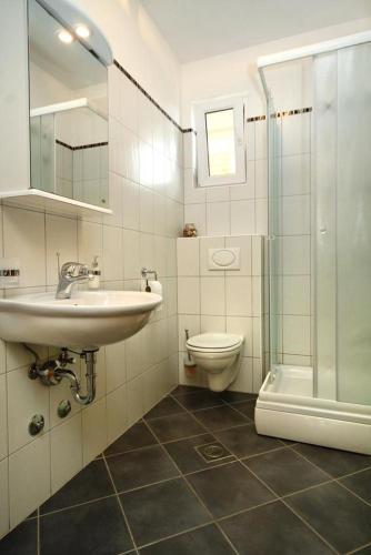 Apartment Novalja 9414b 