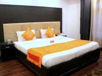 Oyo Rooms Mall Road Mussoorie 