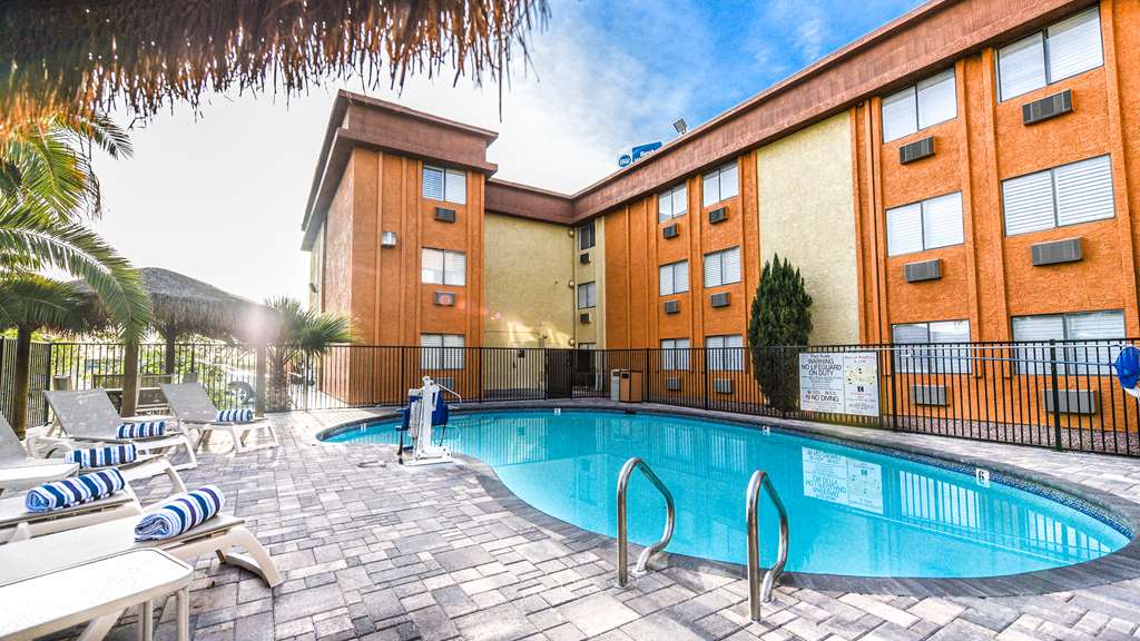 Best Western Mccarran Inn Outdoor Pool