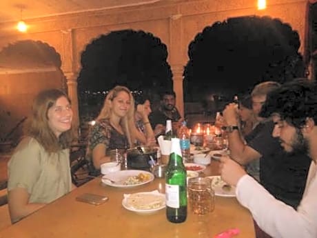 Hotel Pol Haveli 