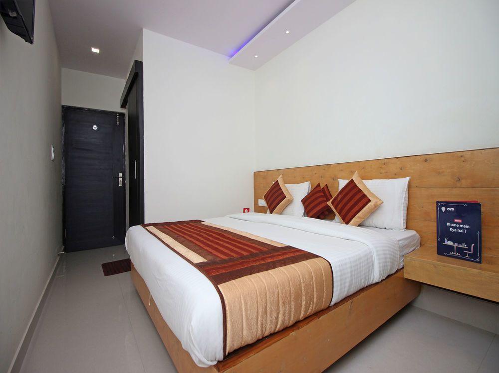 Oyo 9711 Hotel Marc Blu 
