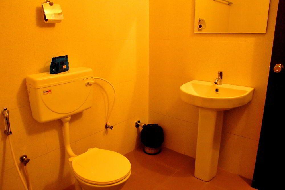 Oyo 3437 Daswal B&b Hotel 