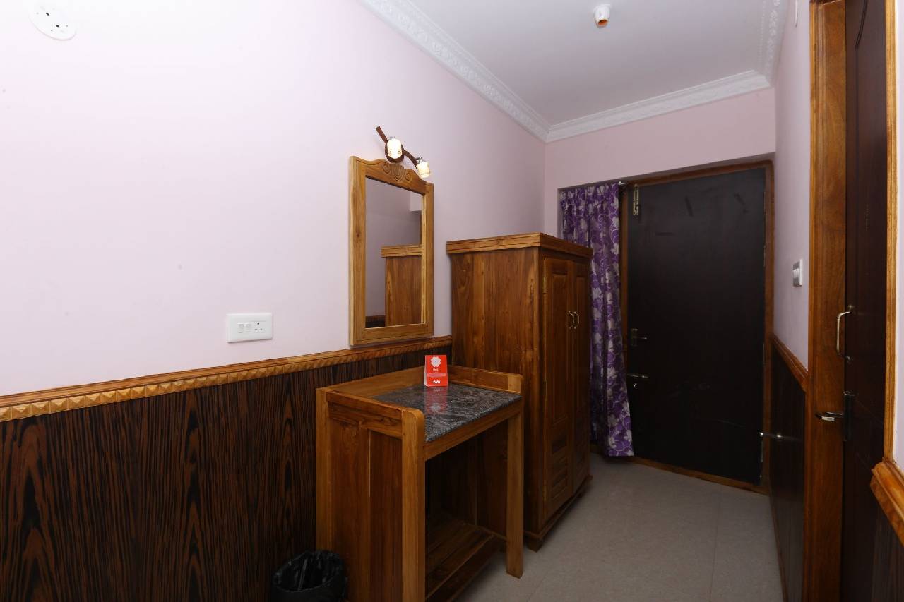 Oyo 8709 Hotel Rain Forest 