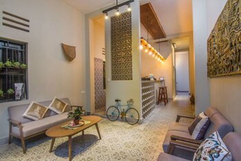 Summer Bliss Boutique & Spa Lobby