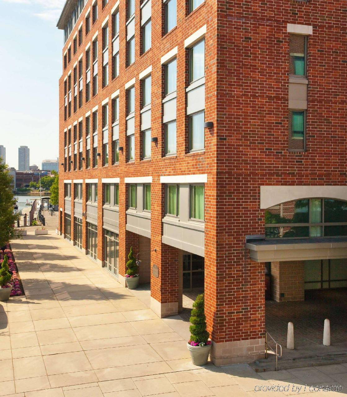 Residence Inn Boston Harbor On Tudor Wharf 