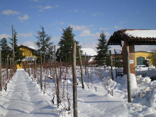 Cascina La Maddalena Bed & Wine 
