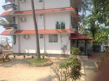Palm Beach Ayurveda Resort 